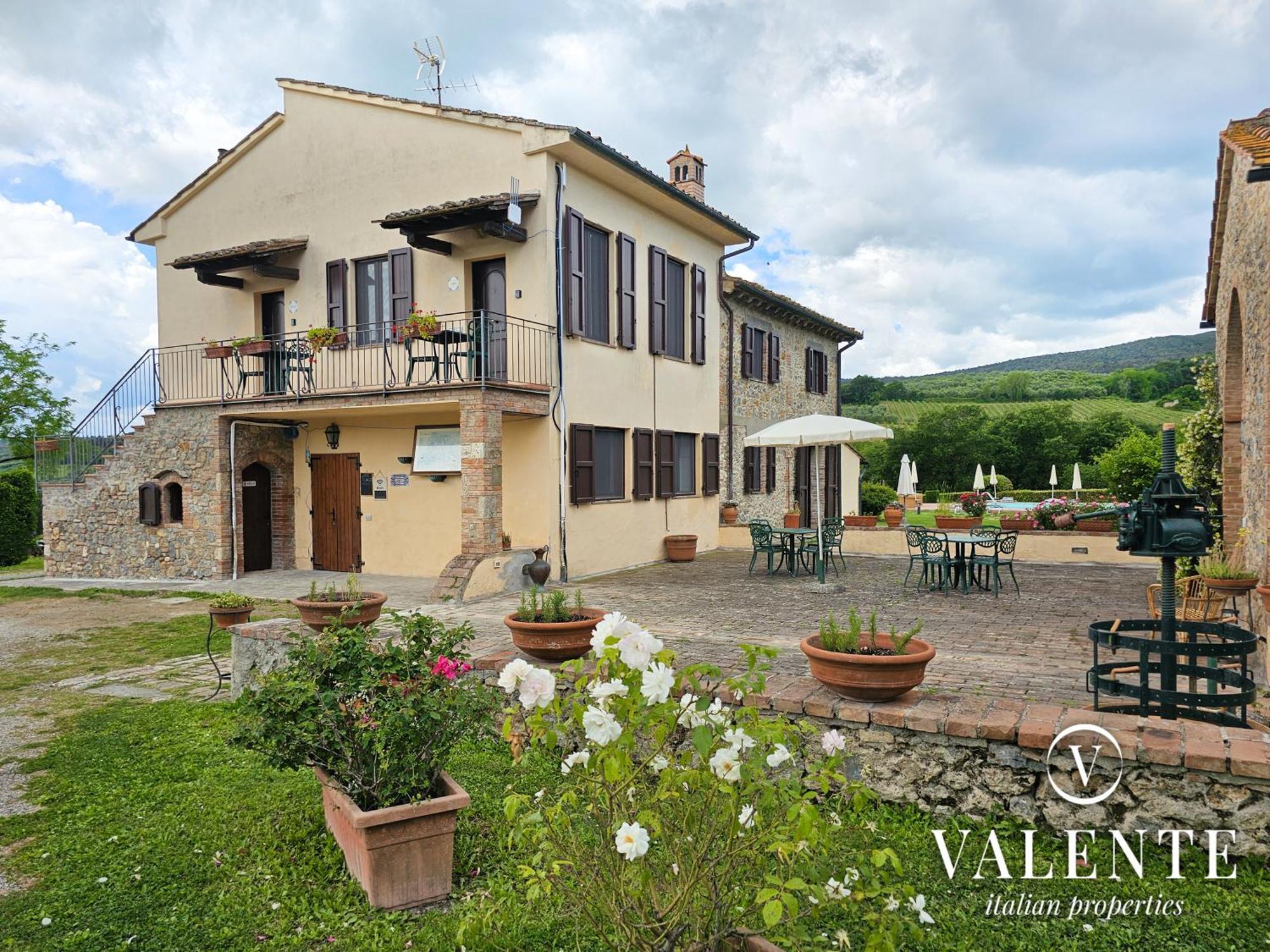 Podere Raggio Di Sole Сан-Джиминьяно Экстерьер фото